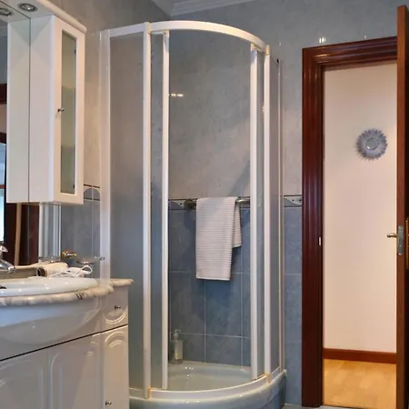 Apartmán Con Terraza Y Jardin En *