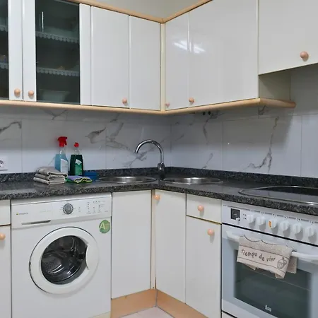 Con Terraza Y Jardin En Apartment *