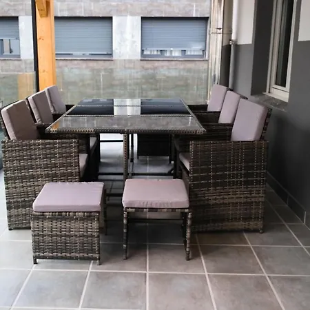Apartmán Con Terraza Y Jardin En
