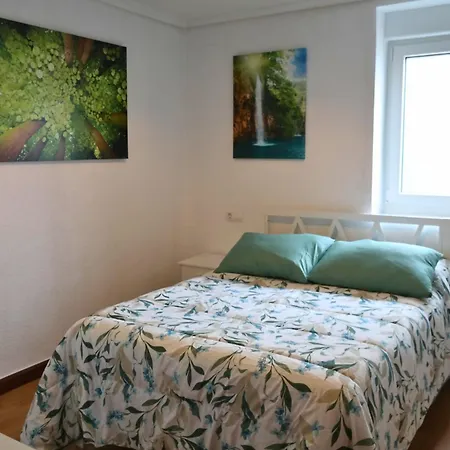 Con Terraza Y Jardin En Apartmán *
